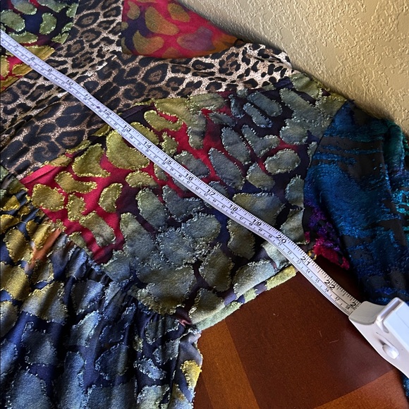 Calessa Vibrant Multicolor Top Size Large sku#92 - Picture 9 of 12